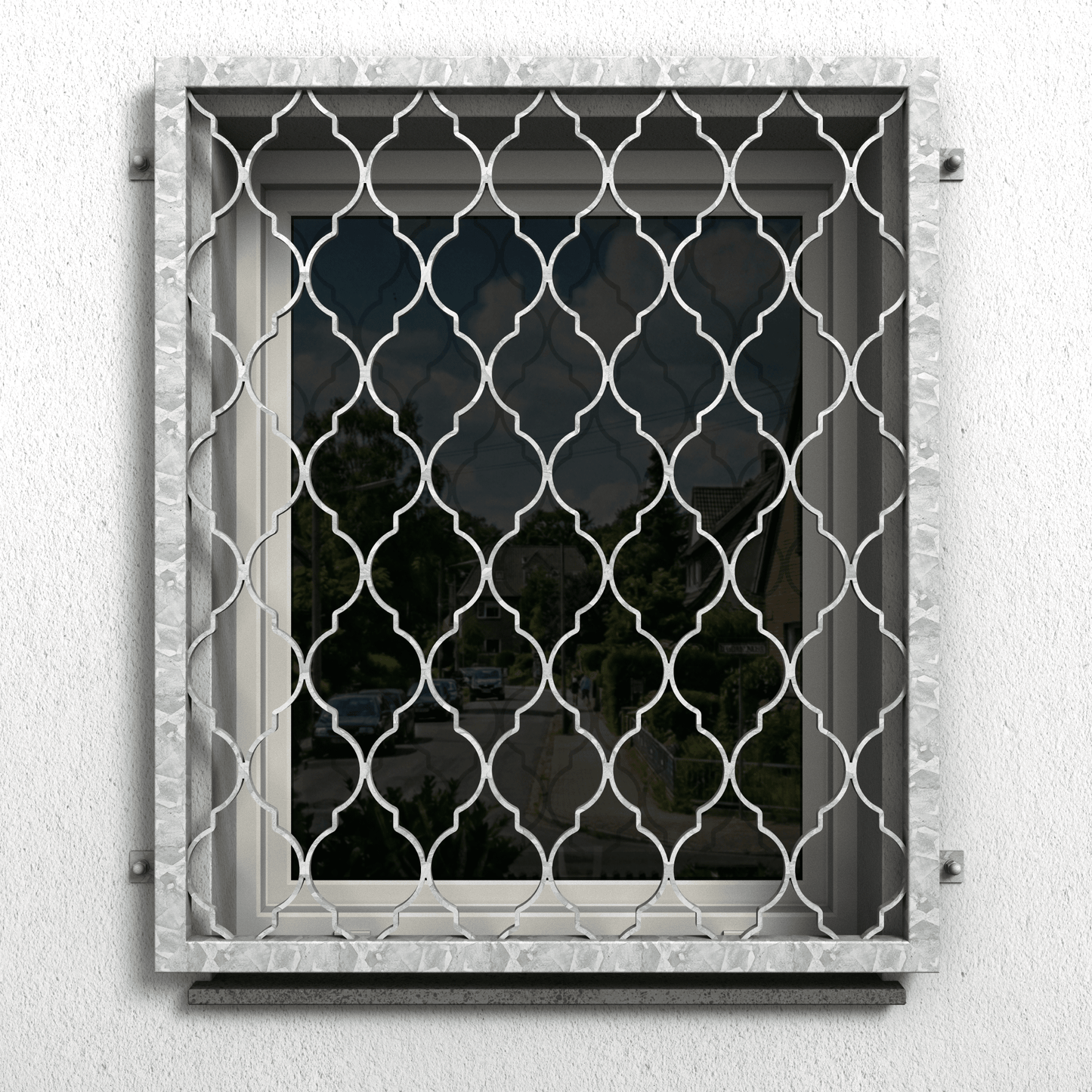 Fenstergitter aus feuerverzinktem Stahl mit orientalischem Ornamentmuster als Einbruchschutz am Fenster